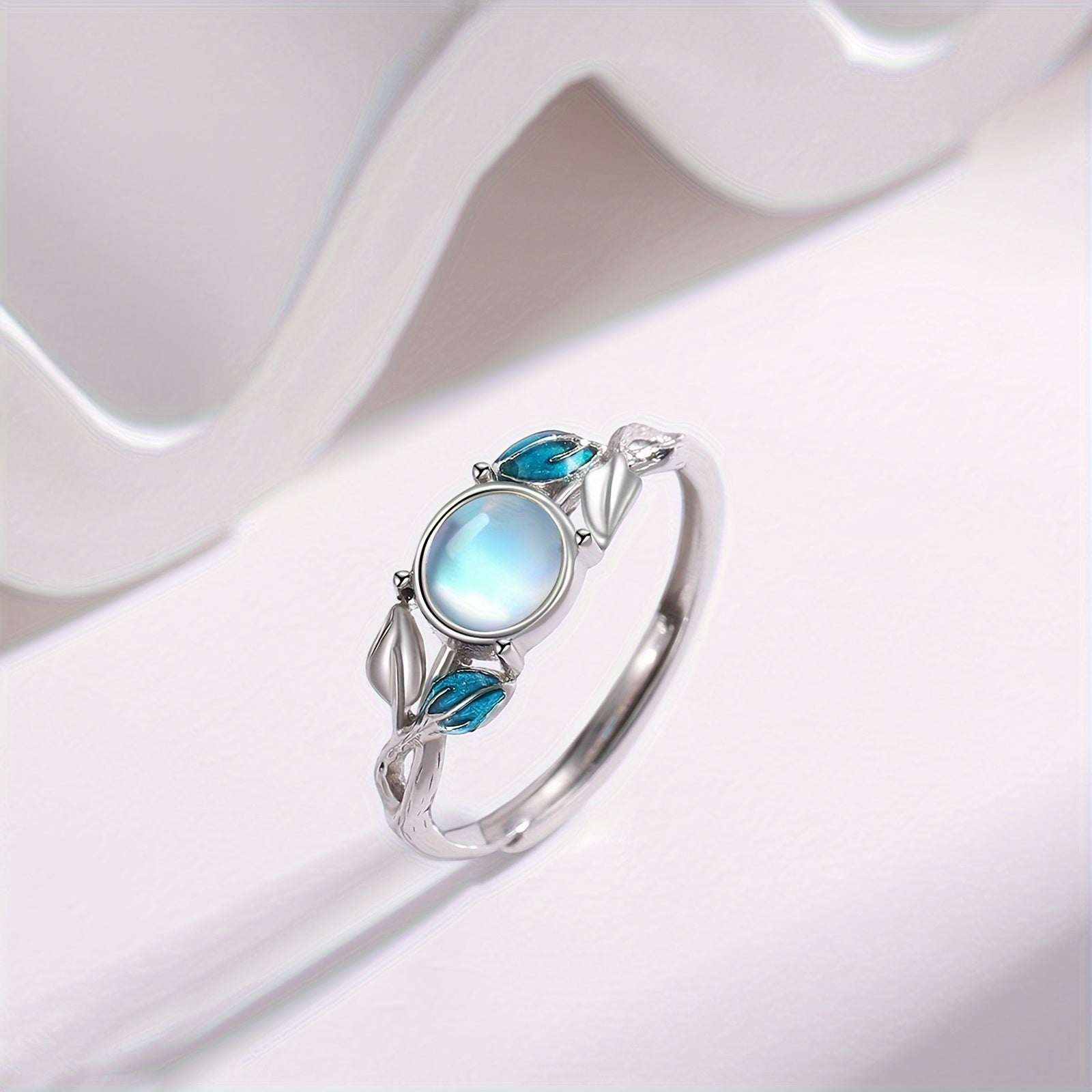 Leaf Design 925 Sterling Silver Ring with Rainbow Moonstone